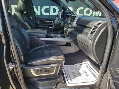 2022 RAM 1500 Laramie Crew Cab 4x4 5'7' Box