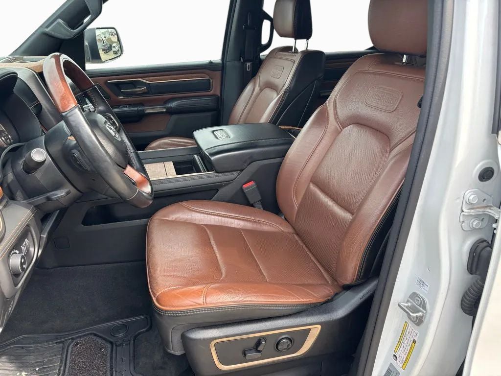 2020 RAM 1500 Laramie Longhorn Crew Cab 4x4 5'7' Box