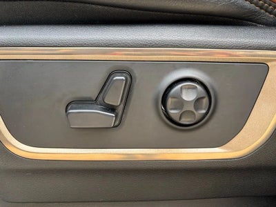 2020 RAM 1500 Laramie Longhorn Crew Cab 4x4 5'7' Box