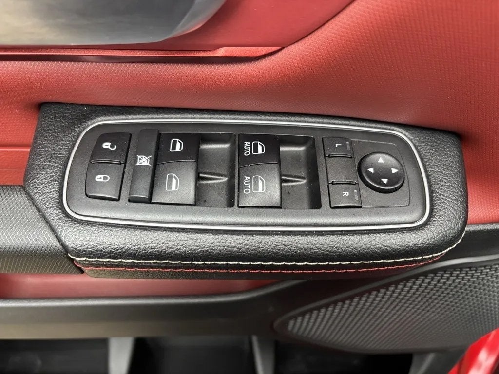 2019 RAM 1500 Rebel Crew Cab 4x4 5'7' Box