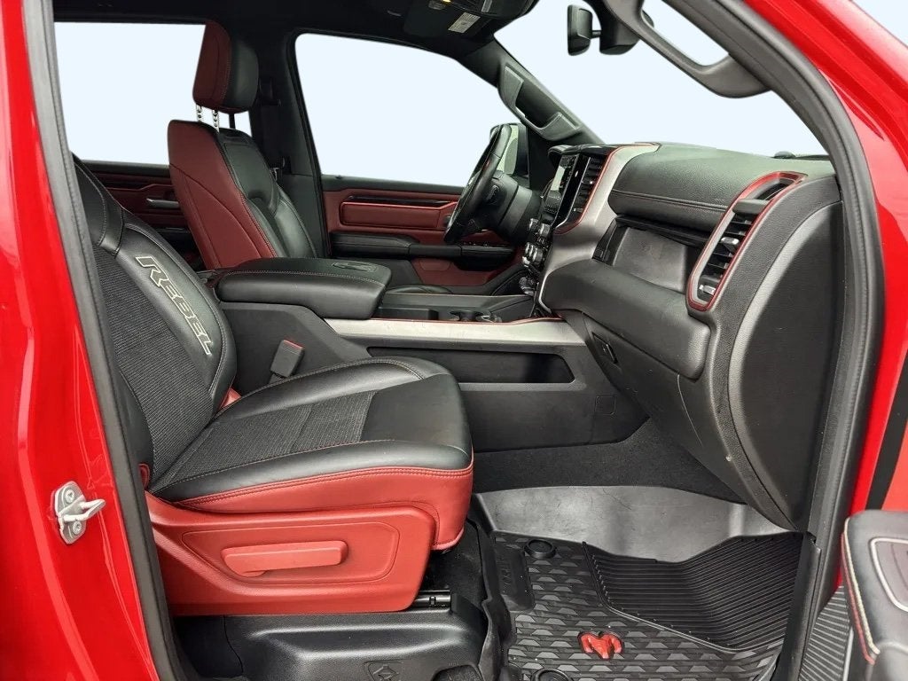 2019 RAM 1500 Rebel Crew Cab 4x4 5'7' Box