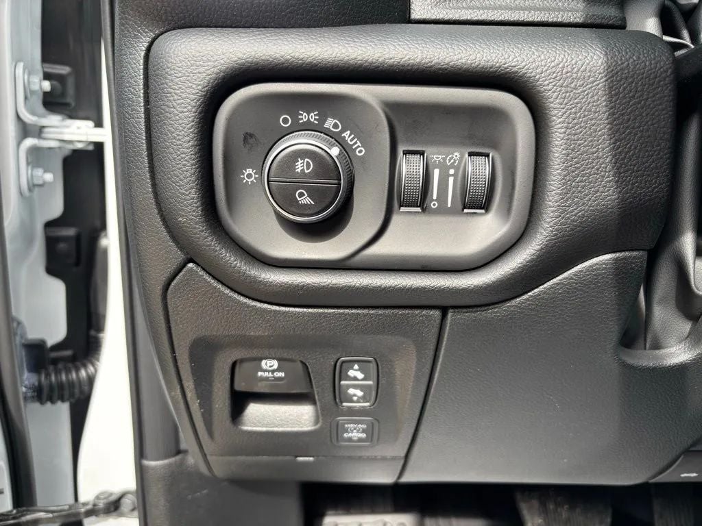 2026 RAM Ram 1500 RAM 1500 BIG HORN CREW CAB 4X4 6'4' BOX