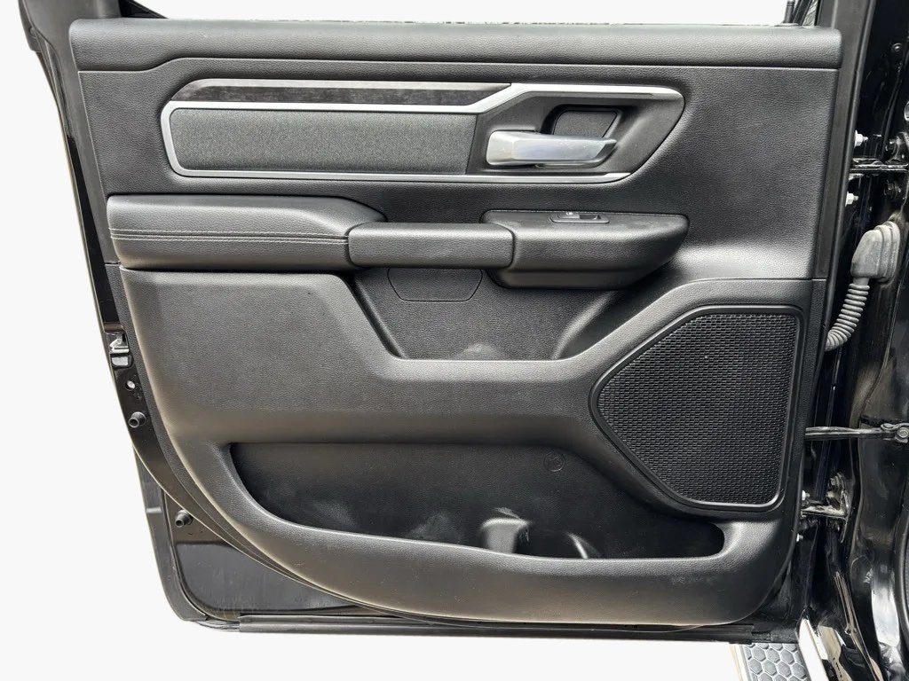 2021 RAM 1500 Big Horn Crew Cab 4x4 6'4' Box