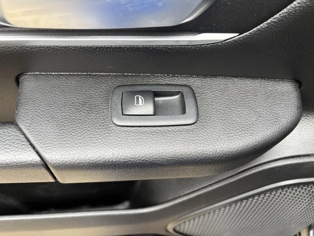 2021 RAM 1500 Big Horn Crew Cab 4x4 6'4' Box