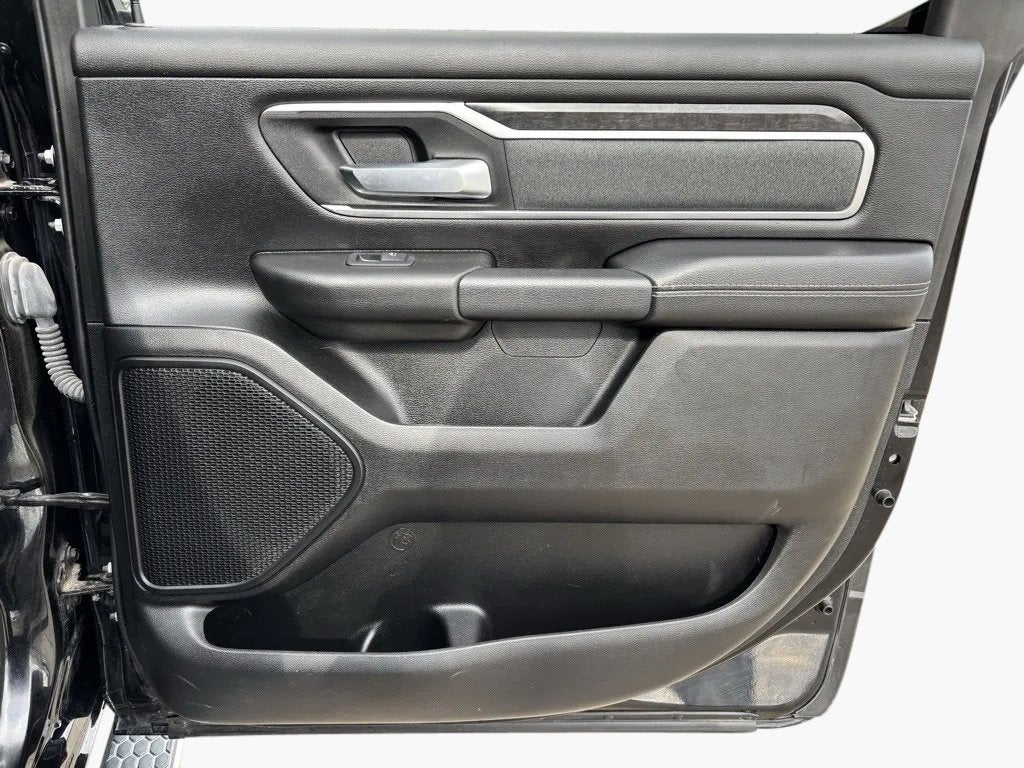 2021 RAM 1500 Big Horn Crew Cab 4x4 6'4' Box