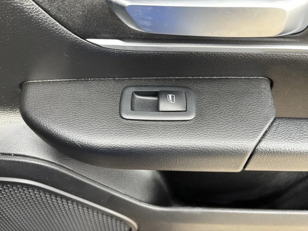 2021 RAM 1500 Big Horn Crew Cab 4x4 6'4' Box