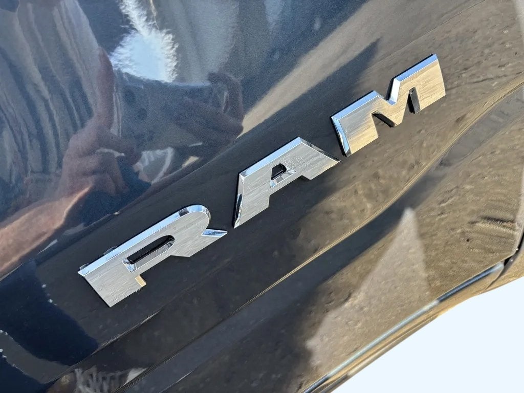 2026 RAM Ram 1500 RAM 1500 LARAMIE CREW CAB 4X4 6'4' BOX