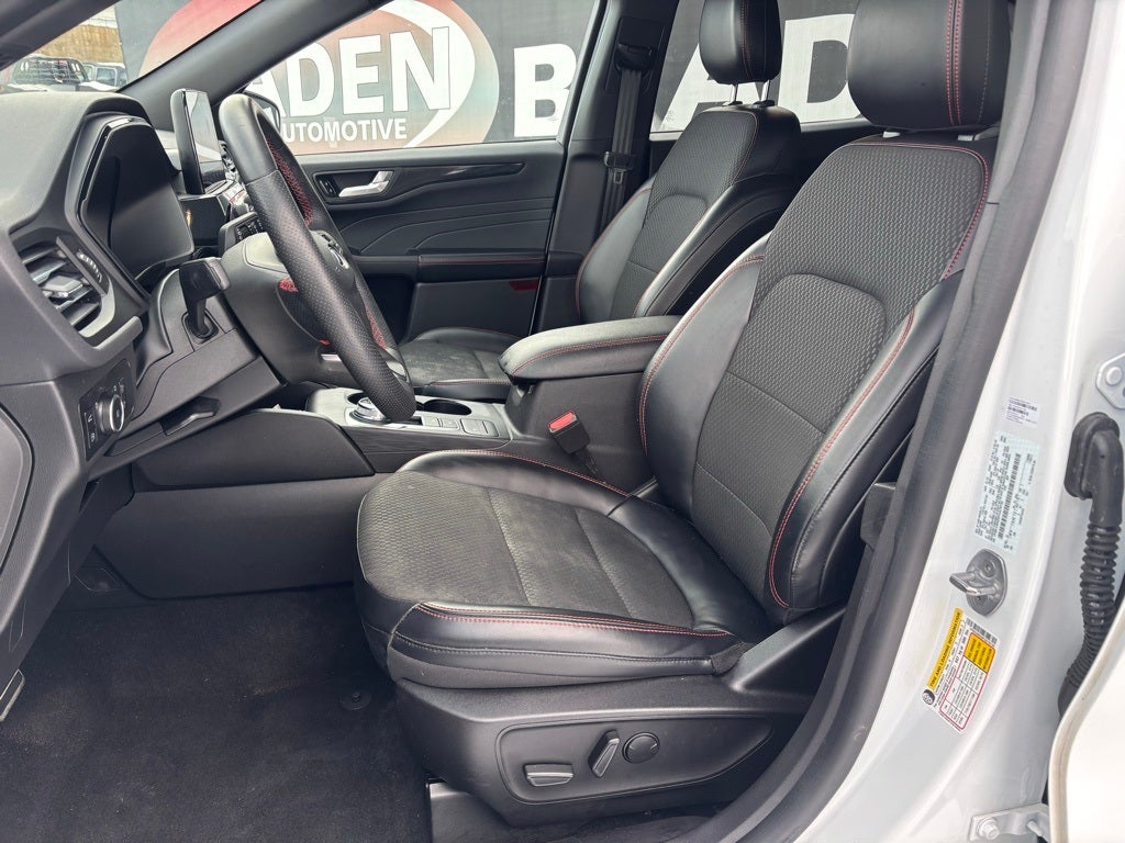 2023 Ford Escape ST-Line Select