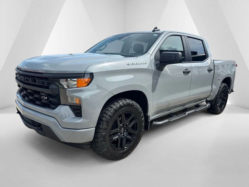 2024 Chevrolet Silverado 1500 4WD Crew Cab Short Bed Custom