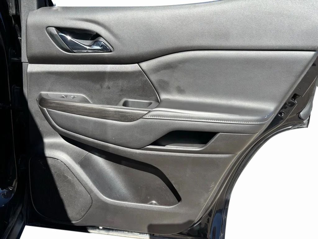 2021 GMC Acadia AWD SLT