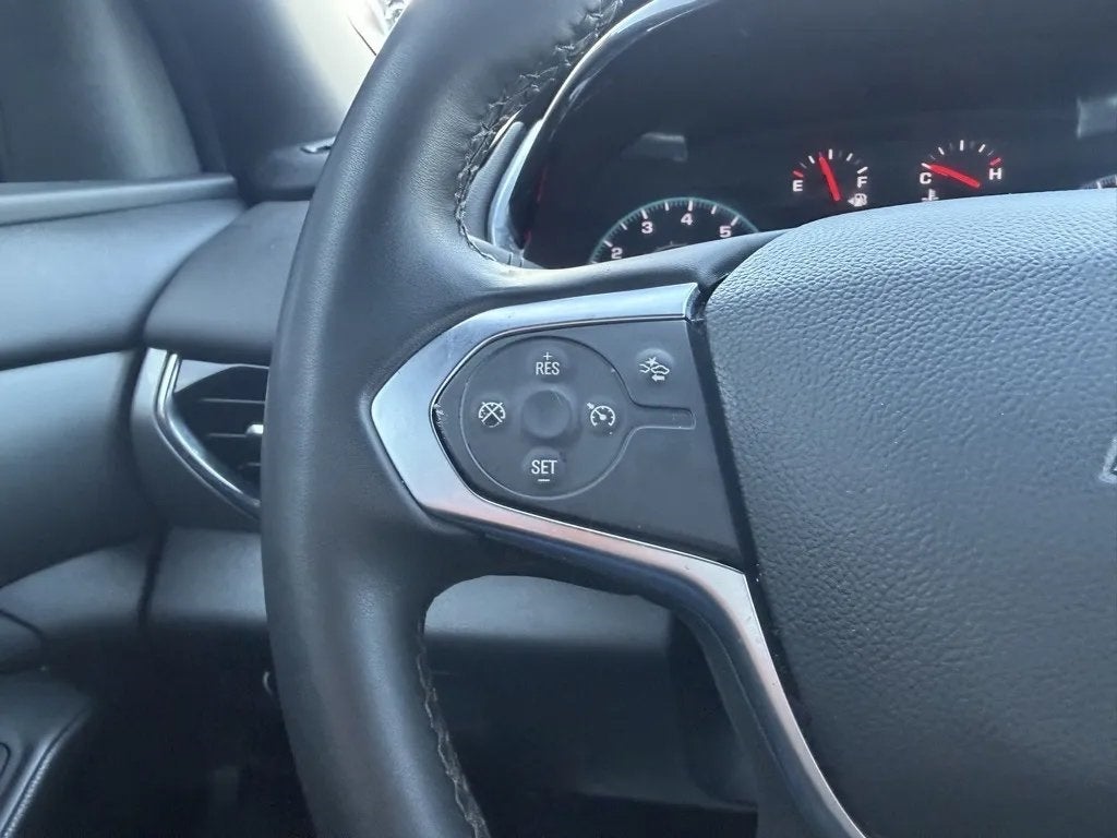 2023 Chevrolet Traverse FWD LT Cloth