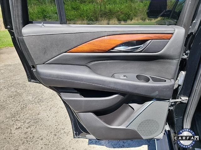 2019 Cadillac Escalade Luxury