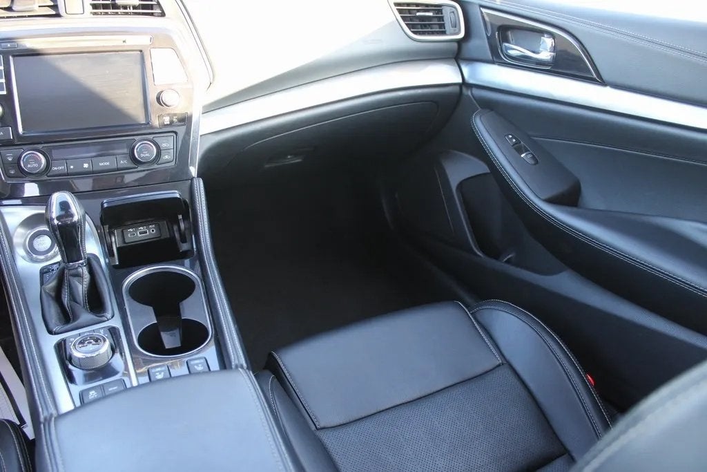 2023 Nissan Maxima SL