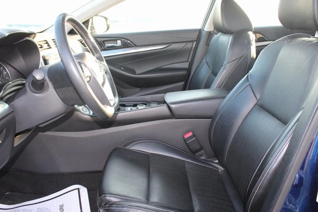 2023 Nissan Maxima SL