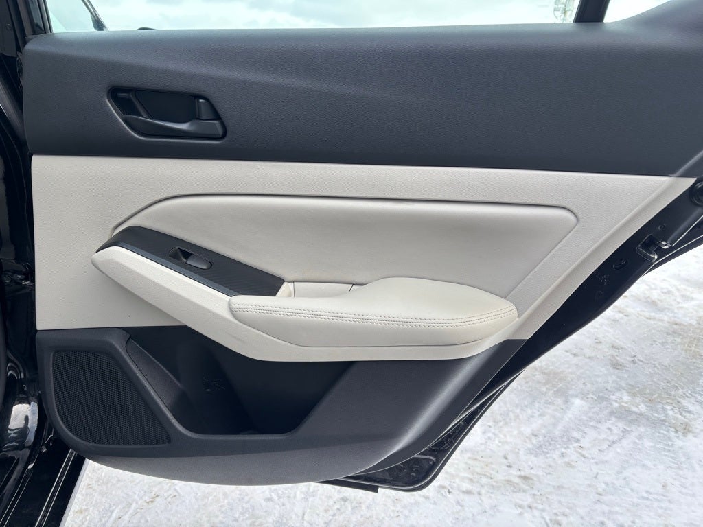 2024 Nissan Altima SV FWD