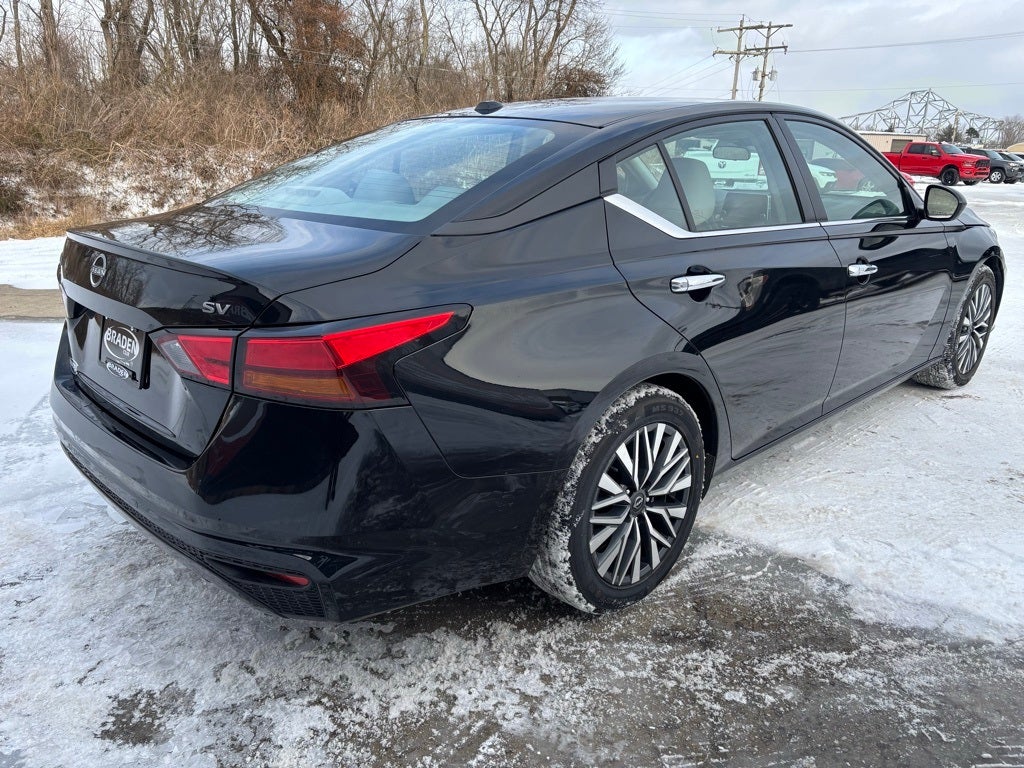 2024 Nissan Altima SV FWD