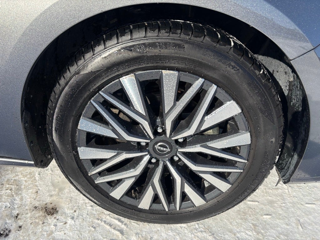 2024 Nissan Altima SV FWD