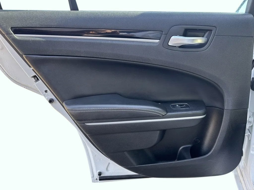 2021 Chrysler 300 300S