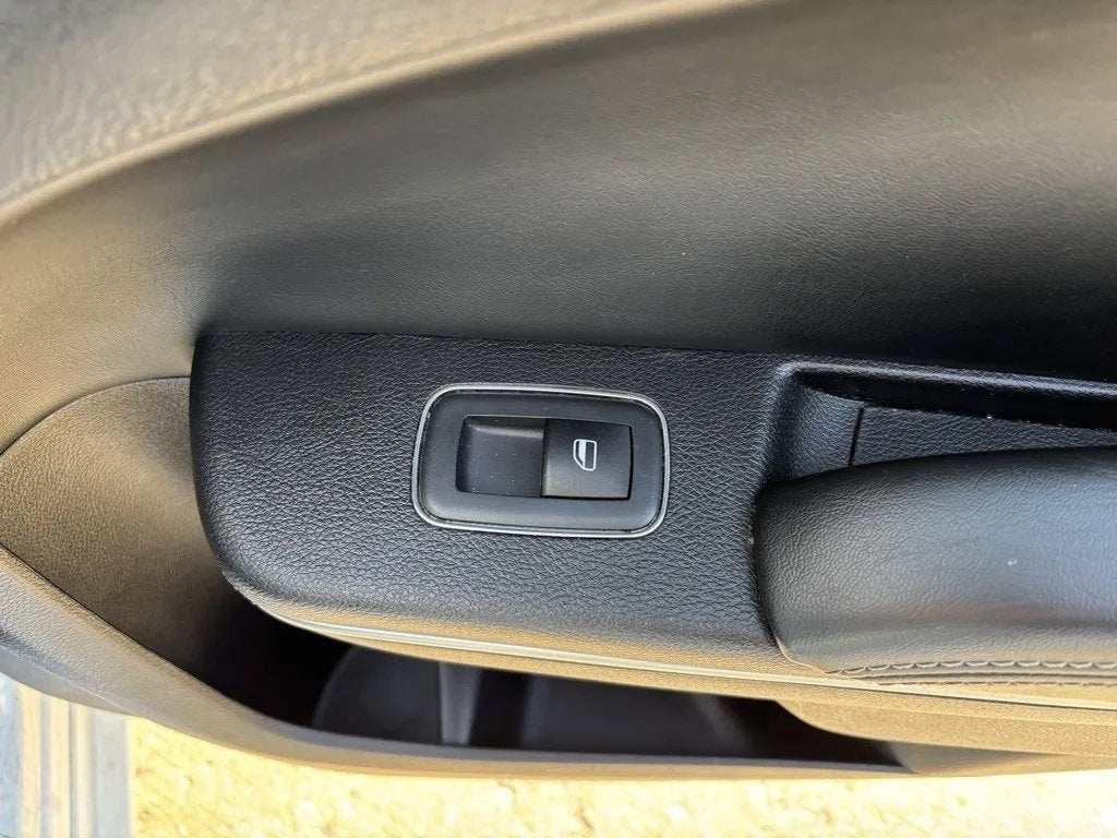 2021 Chrysler 300 300S