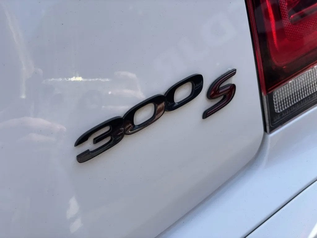 2021 Chrysler 300 300S