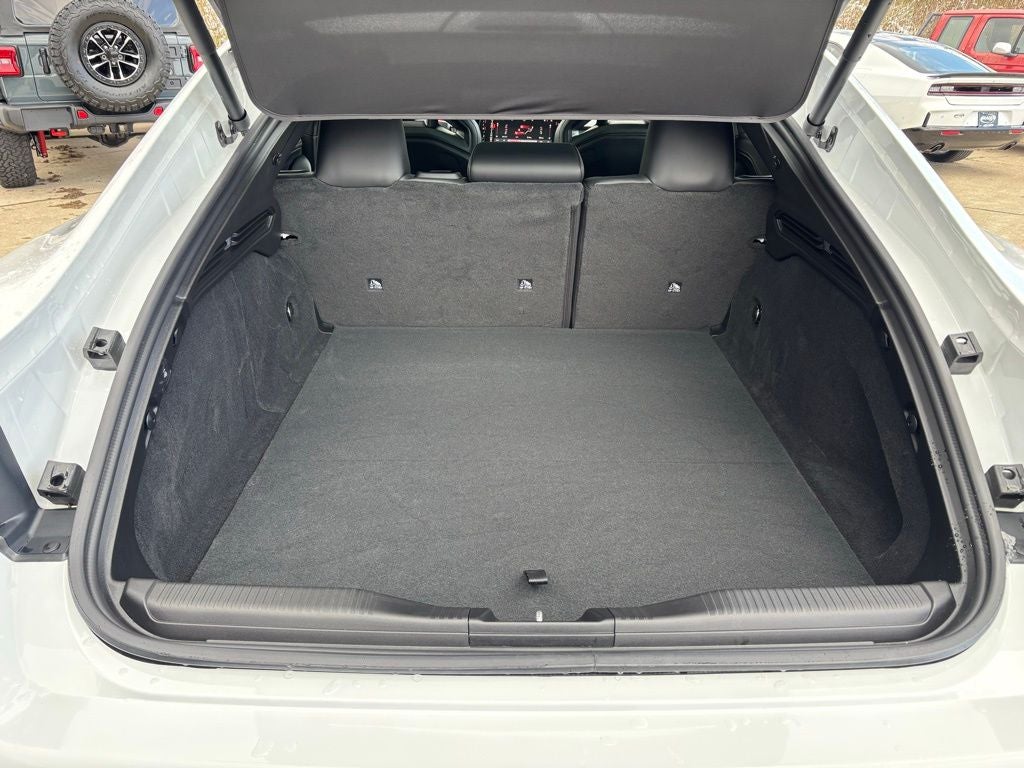 2026 Dodge Charger CHARGER R/T PLUS 4-DOOR AWD