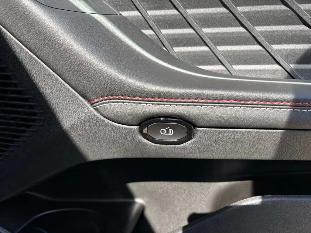 2026 Dodge Charger CHARGER R/T PLUS 4-DOOR AWD