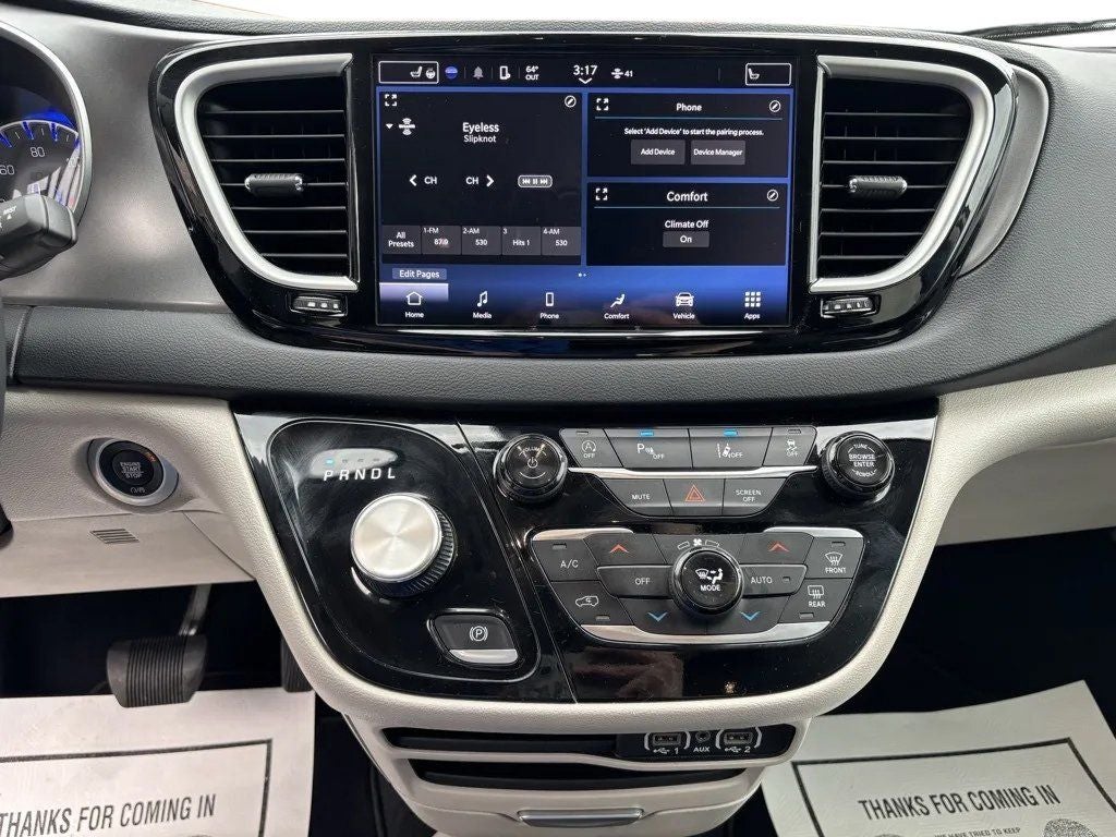 2024 Chrysler Pacifica Touring L