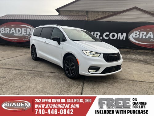2026 Chrysler Pacifica PACIFICA SELECT AWD