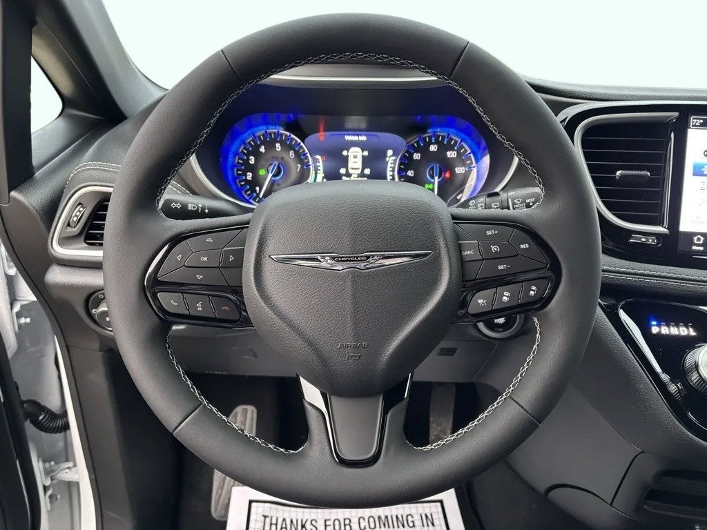 2026 Chrysler Pacifica PACIFICA SELECT AWD