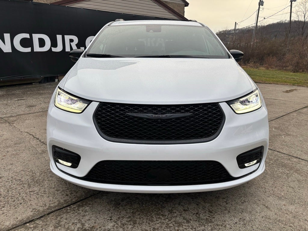 2026 Chrysler Pacifica PACIFICA SELECT AWD