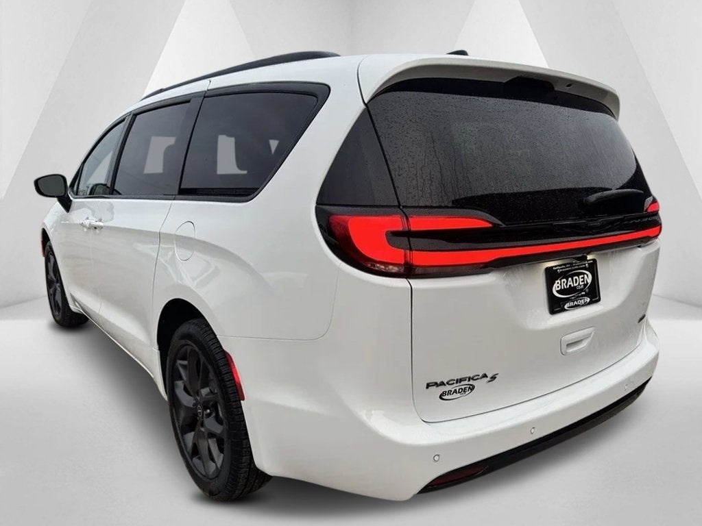 2026 Chrysler Pacifica PACIFICA SELECT AWD