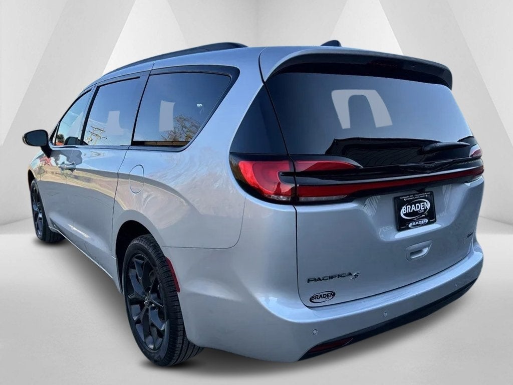 2026 Chrysler Pacifica PACIFICA SELECT AWD