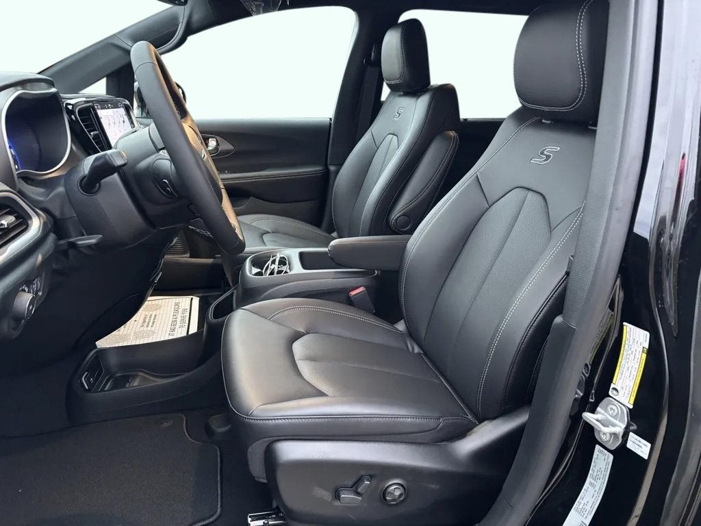 2026 Chrysler Pacifica PACIFICA SELECT AWD