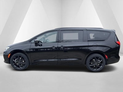 2026 Chrysler Pacifica PACIFICA SELECT AWD