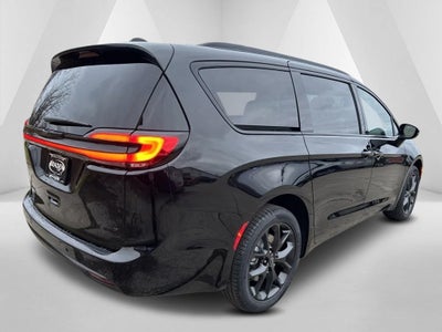 2026 Chrysler Pacifica PACIFICA SELECT AWD