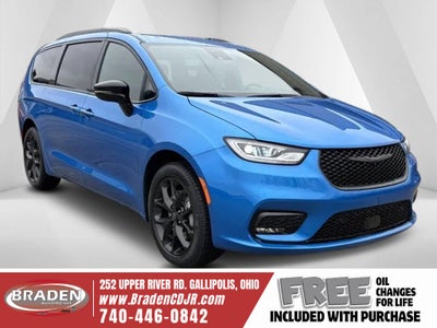 2026 Chrysler Pacifica PACIFICA SELECT AWD