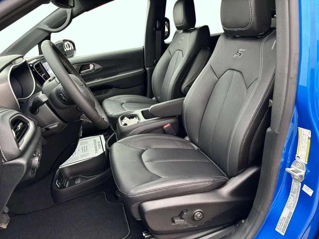 2026 Chrysler Pacifica PACIFICA SELECT AWD