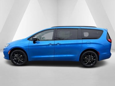 2026 Chrysler Pacifica PACIFICA SELECT AWD