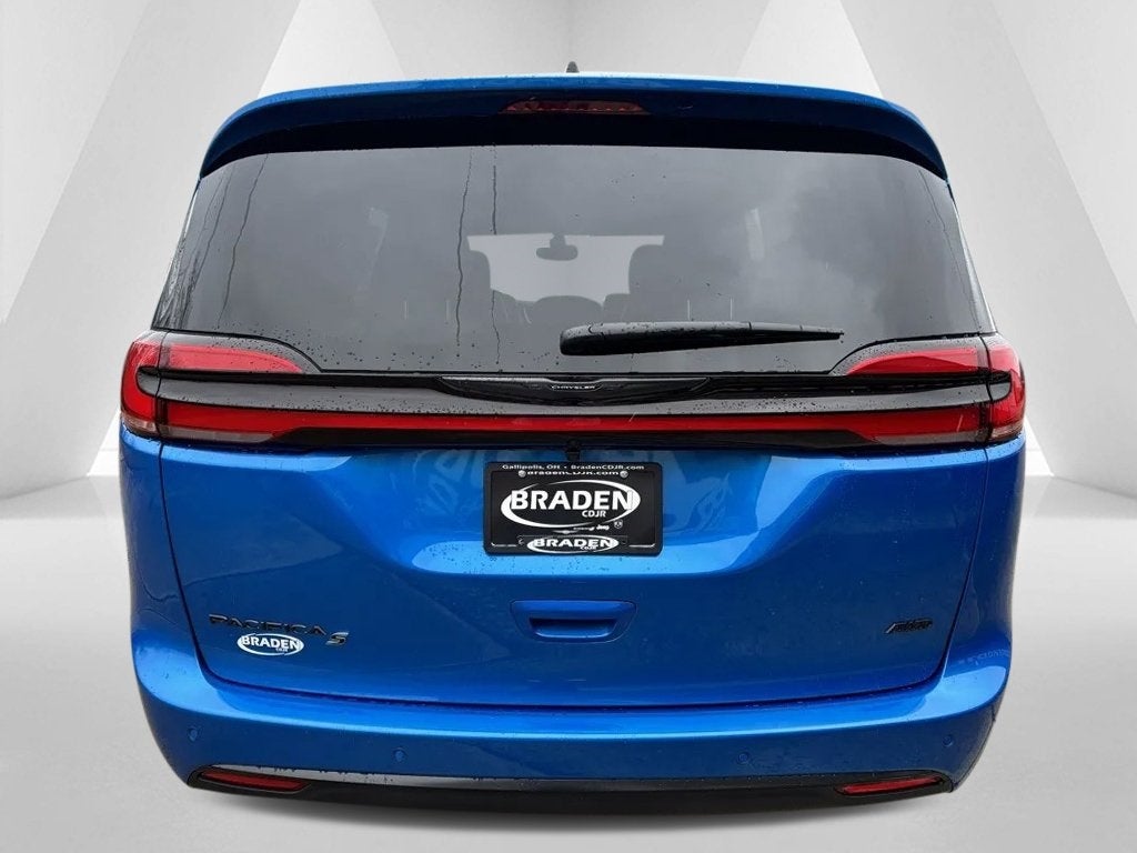 2026 Chrysler Pacifica PACIFICA SELECT AWD