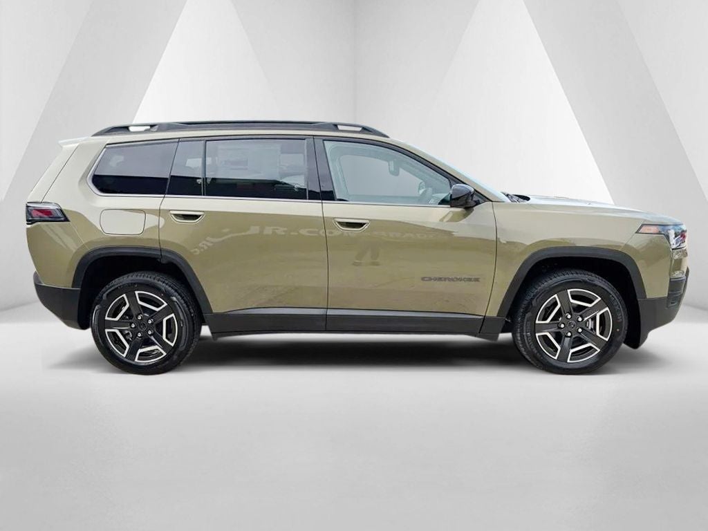 2026 Jeep Cherokee CHEROKEE LAREDO 4X4