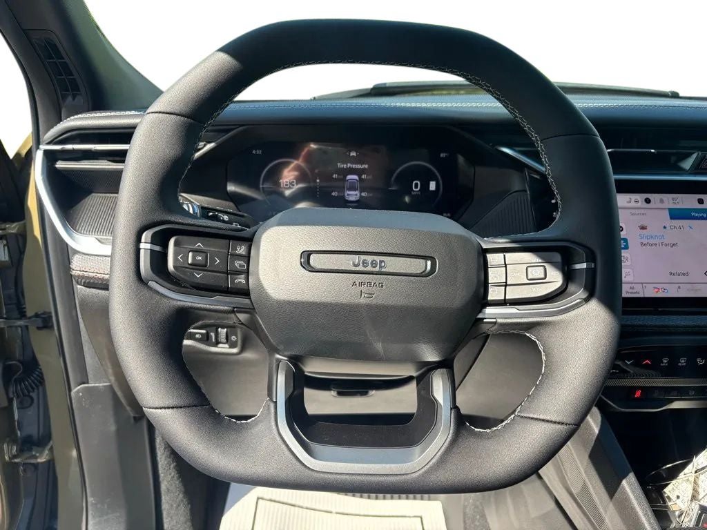 2026 Jeep Cherokee CHEROKEE OVERLAND 4X4