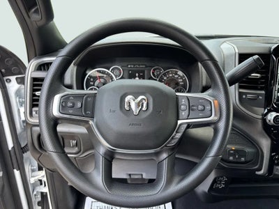 2025 RAM Ram 3500 RAM 3500 TRADESMAN CREW CAB 4X4 6'4' BOX