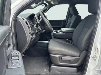 2025 RAM Ram 3500 RAM 3500 TRADESMAN CREW CAB 4X4 6'4' BOX