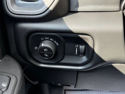 2026 RAM Ram 3500 RAM 3500 TRADESMAN CREW CAB 4X4 6'4' BOX