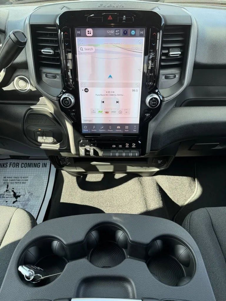 2026 RAM Ram 3500 RAM 3500 TRADESMAN CREW CAB 4X4 6'4' BOX