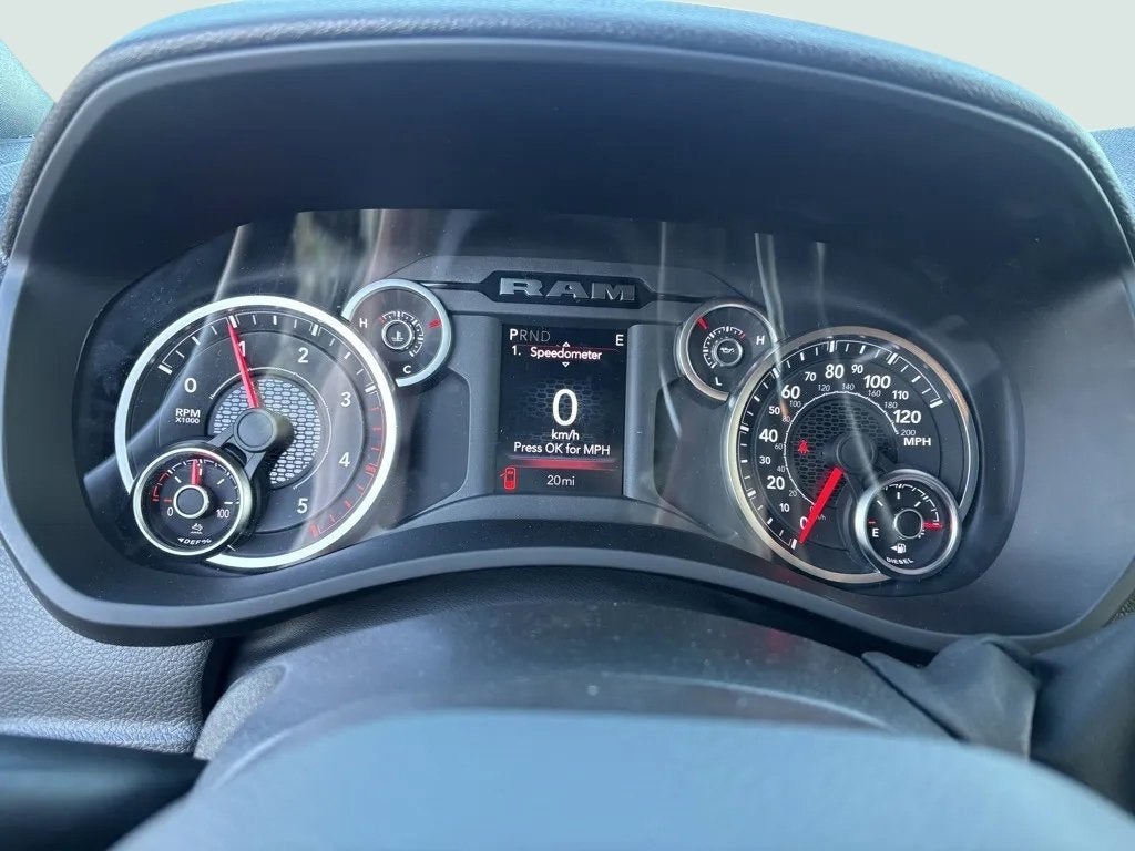 2026 RAM Ram 3500 RAM 3500 TRADESMAN CREW CAB 4X4 6'4' BOX