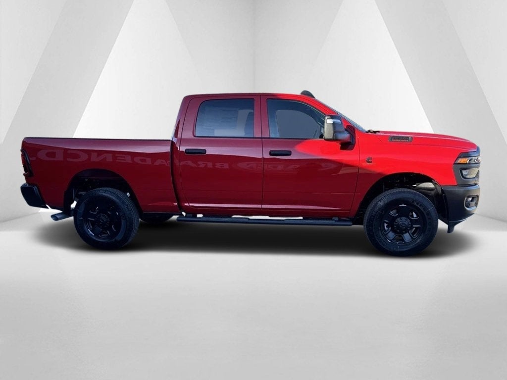 2026 RAM Ram 3500 RAM 3500 TRADESMAN CREW CAB 4X4 6'4' BOX