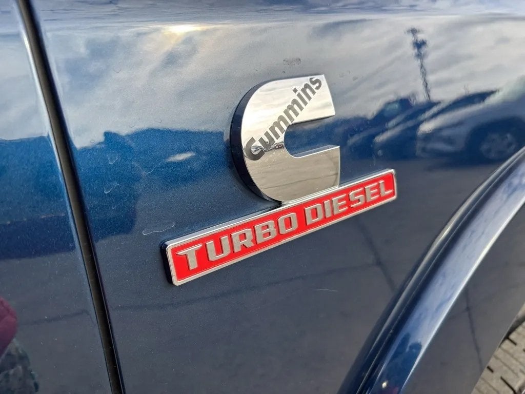 2022 RAM 3500 Laramie Crew Cab 4x4 6'4' Box