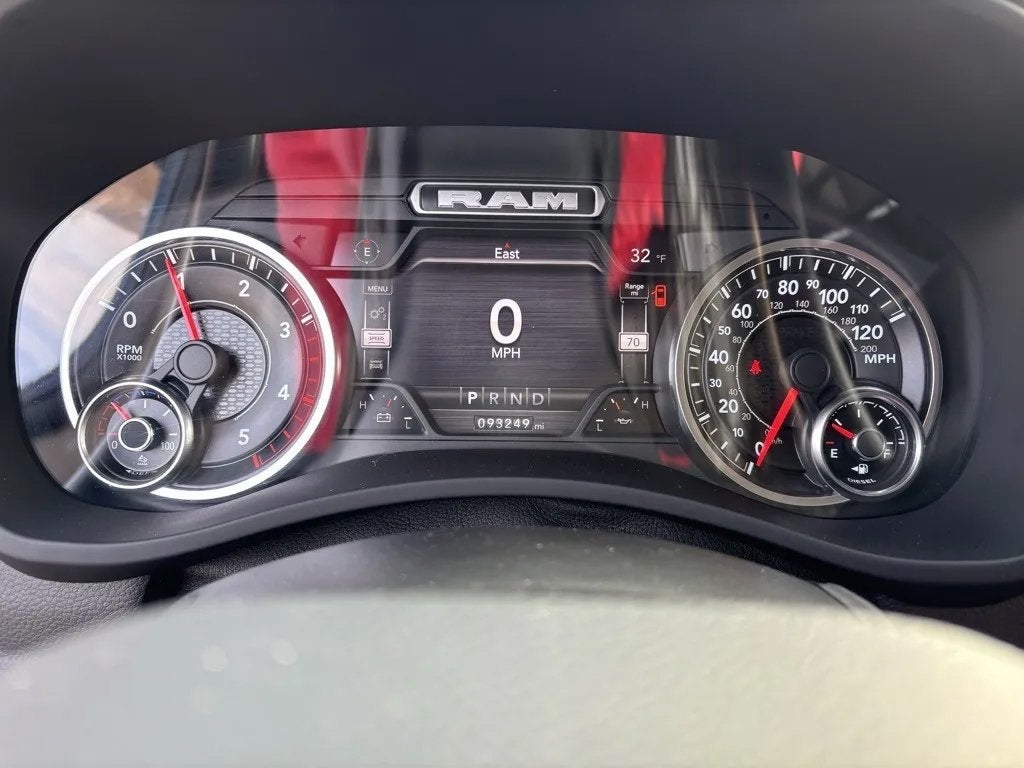 2022 RAM 3500 Laramie Crew Cab 4x4 6'4' Box