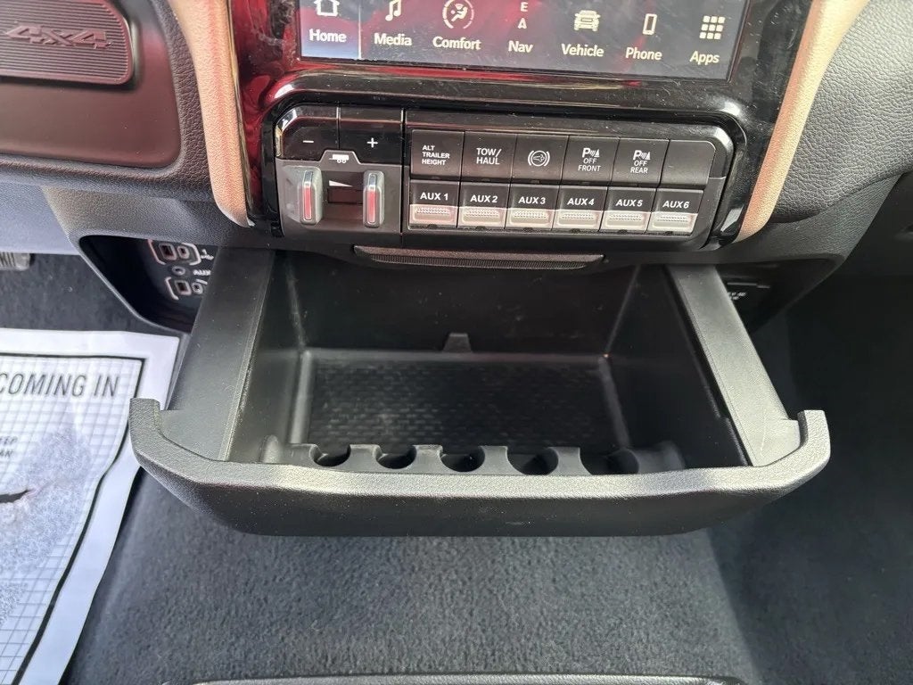 2022 RAM 3500 Laramie Crew Cab 4x4 6'4' Box